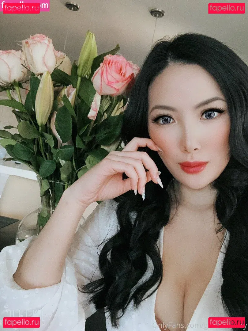 ohyeahevie Onlyfans Photo Gallery 