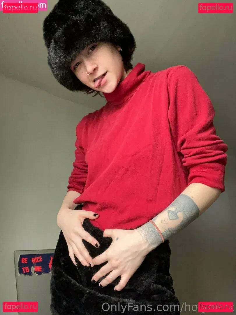 holyheck Onlyfans Photo Gallery 