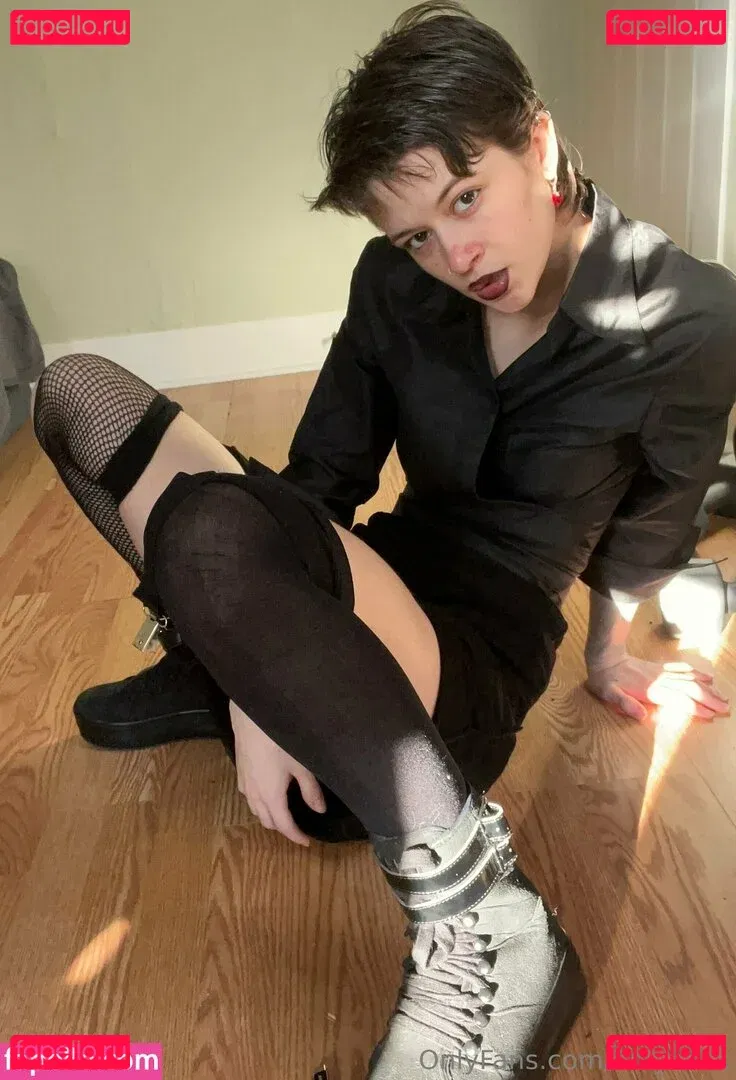 holyheck Onlyfans Photo Gallery 