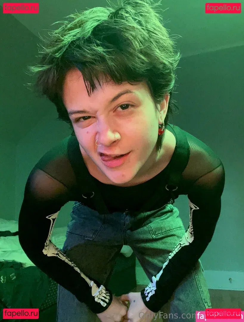 holyheck Onlyfans Photo Gallery 