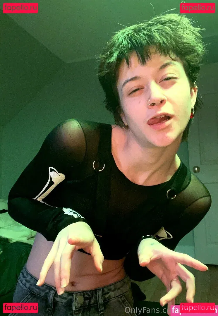 holyheck Onlyfans Photo Gallery 