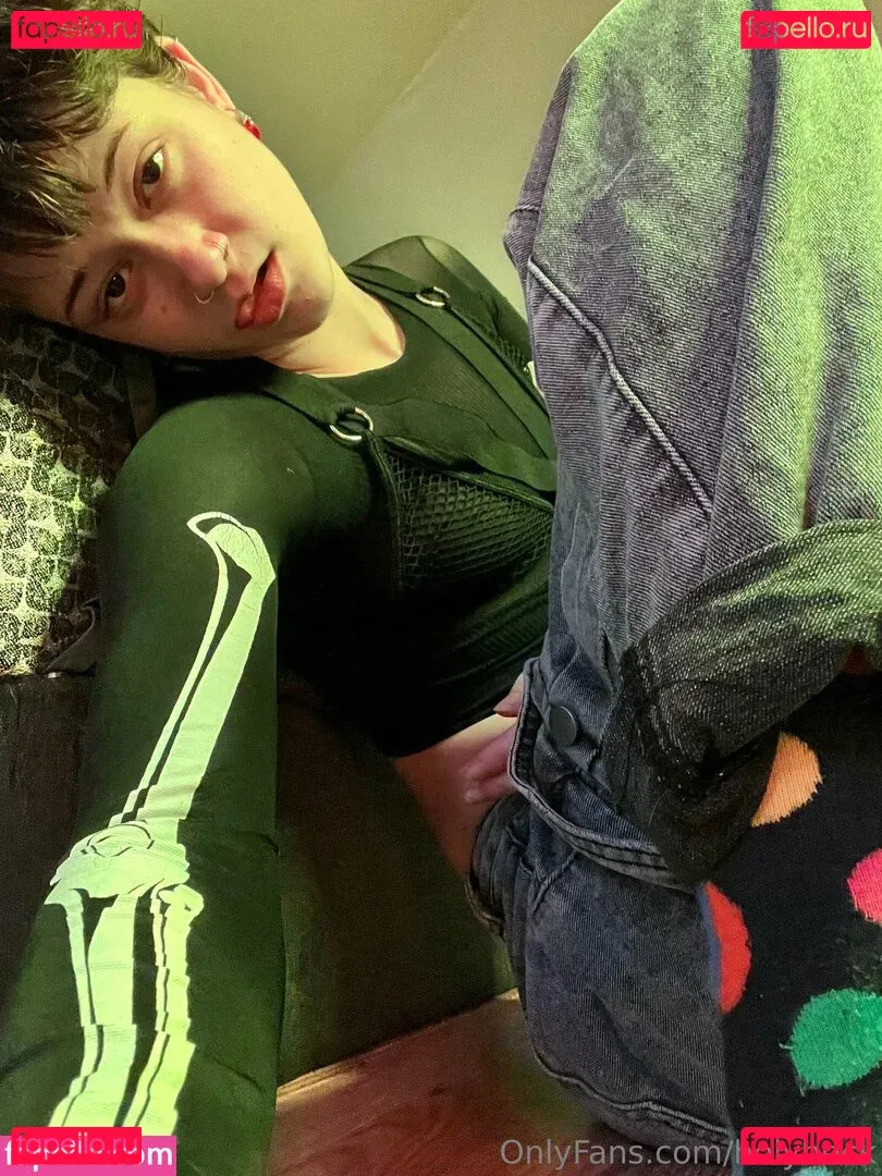 holyheck Onlyfans Photo Gallery 