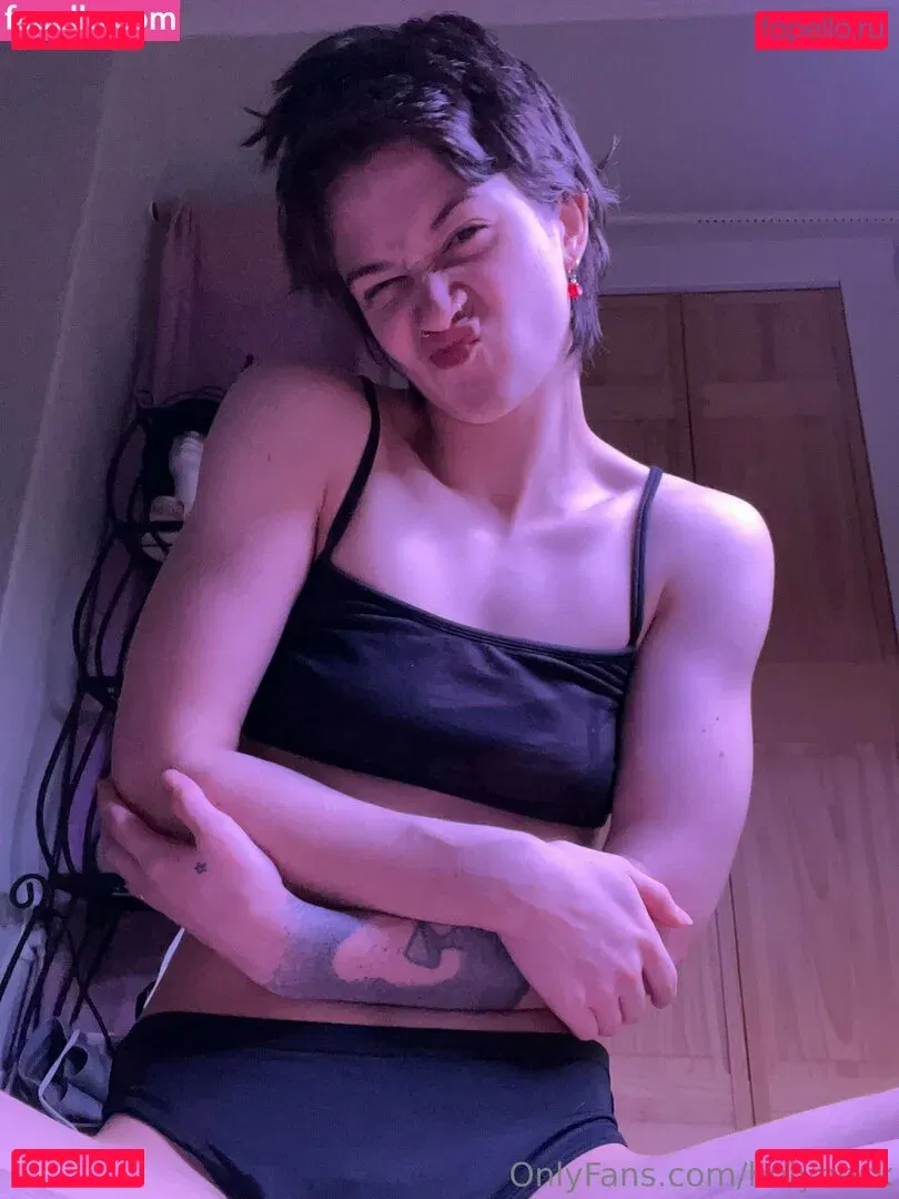 holyheck Onlyfans Photo Gallery 