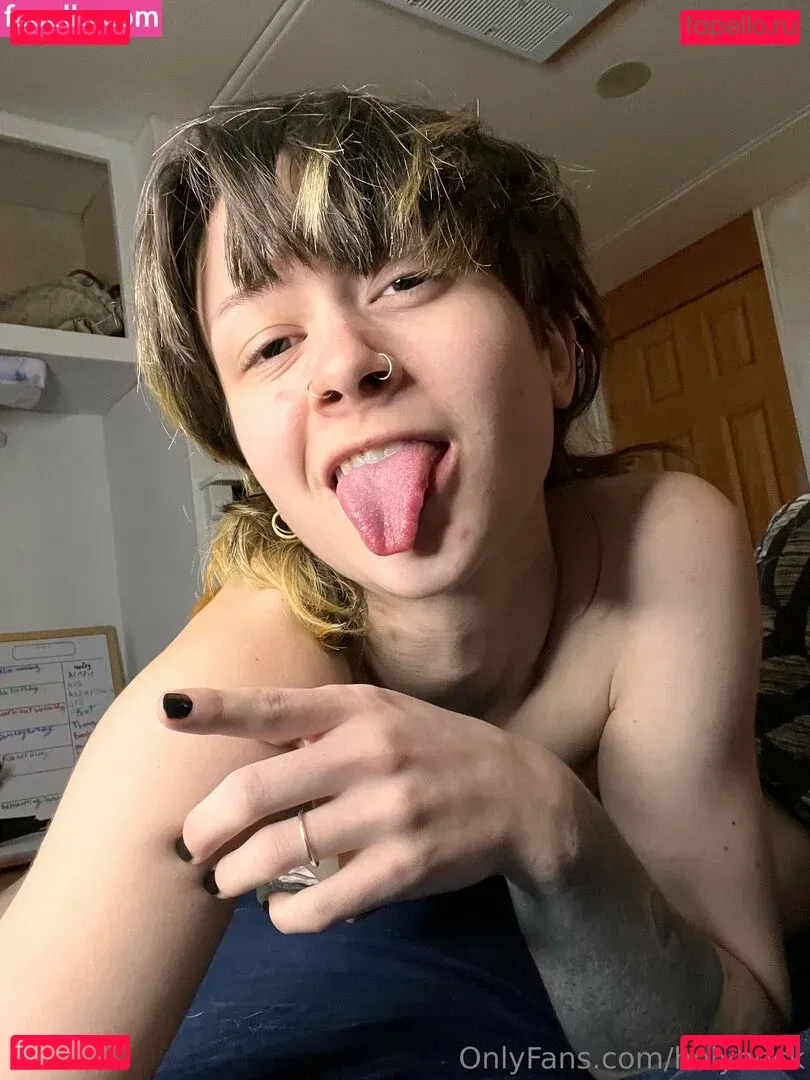 holyheck Onlyfans Photo Gallery 