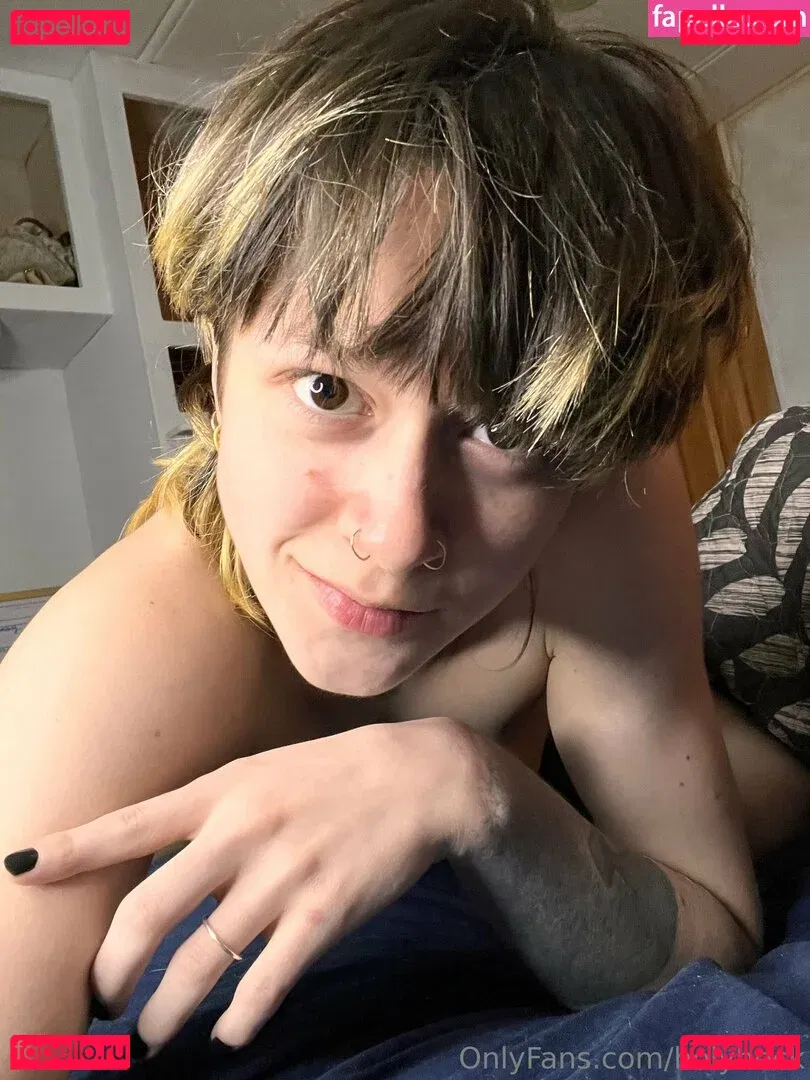 holyheck Onlyfans Photo Gallery 