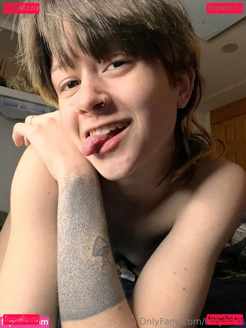 holyheck Onlyfans Photo Gallery 