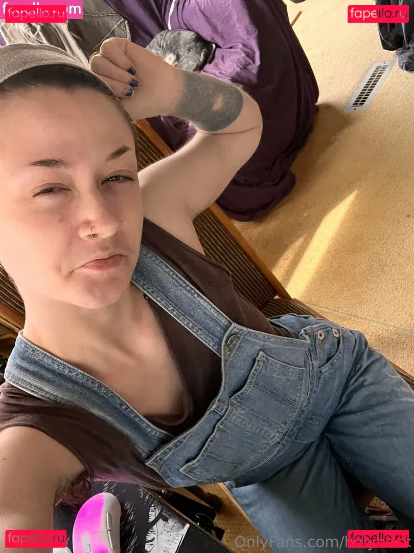 holyheck Onlyfans Photo Gallery 