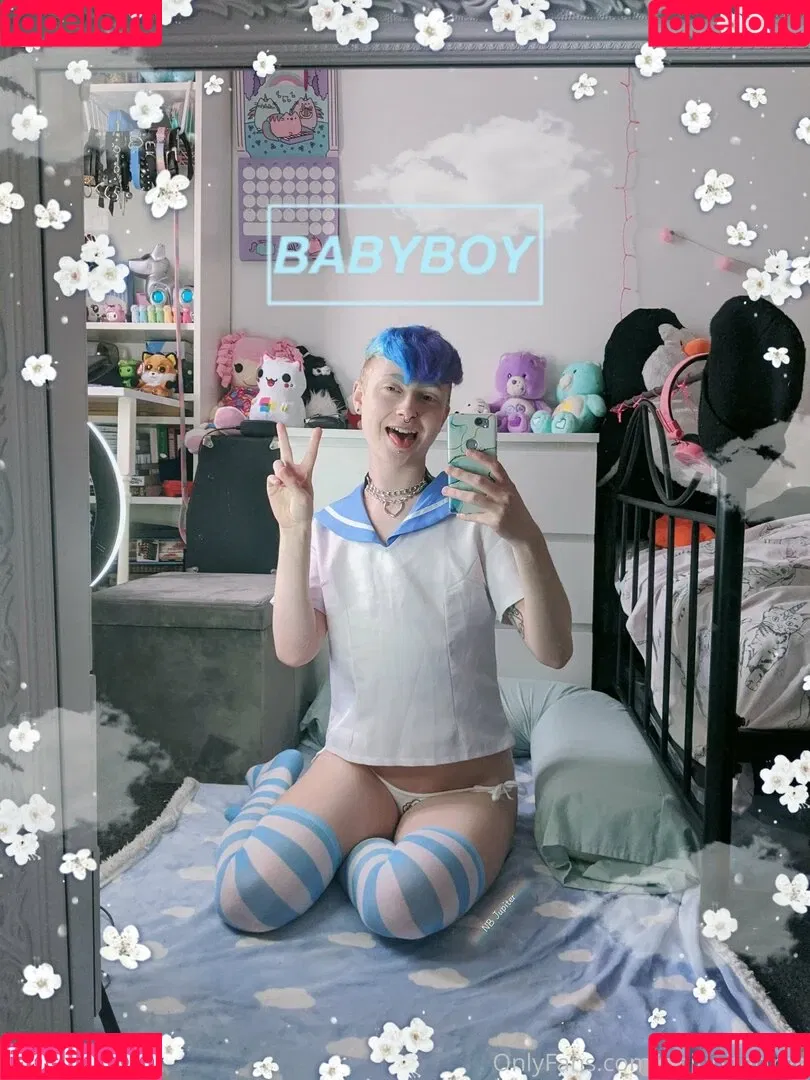 enbyjupiterfree Onlyfans Photo Gallery 