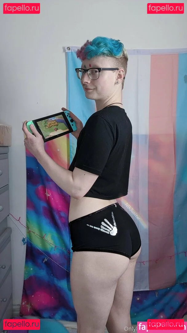 enbyjupiterfree Onlyfans Photo Gallery 