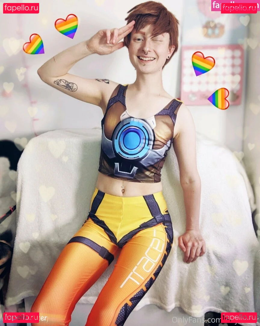 enbyjupiterfree Onlyfans Photo Gallery 