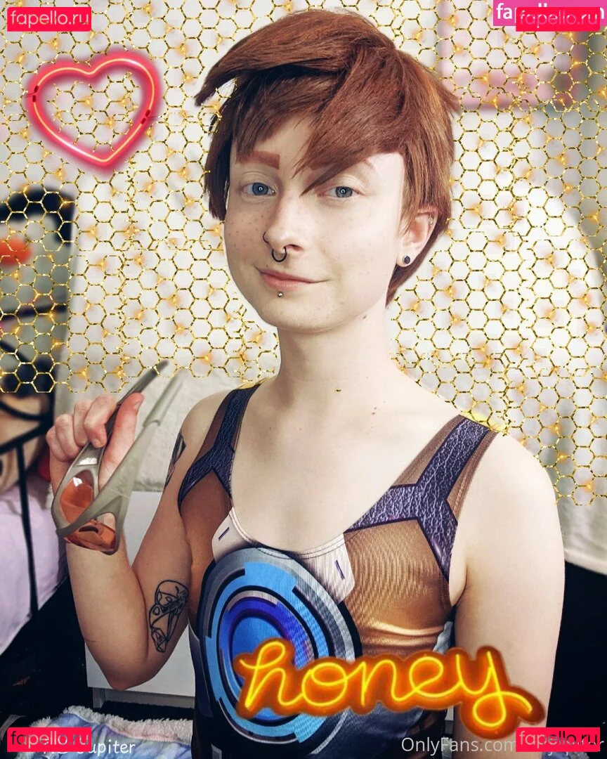 enbyjupiterfree Onlyfans Photo Gallery 