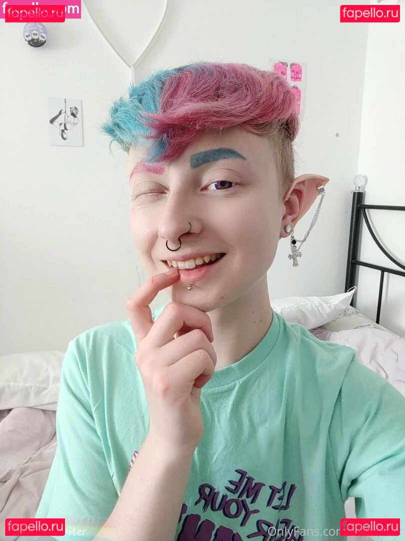 enbyjupiterfree Onlyfans Photo Gallery 