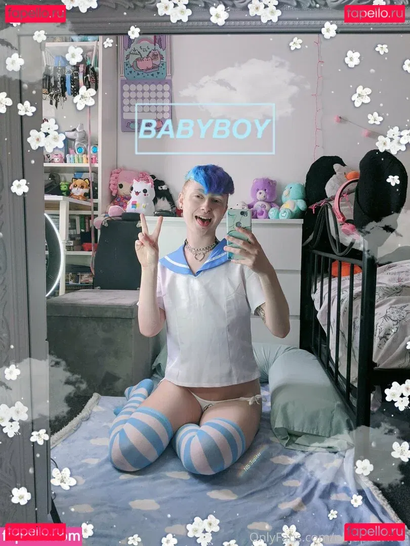 enbyjupiterfree Onlyfans Photo Gallery 