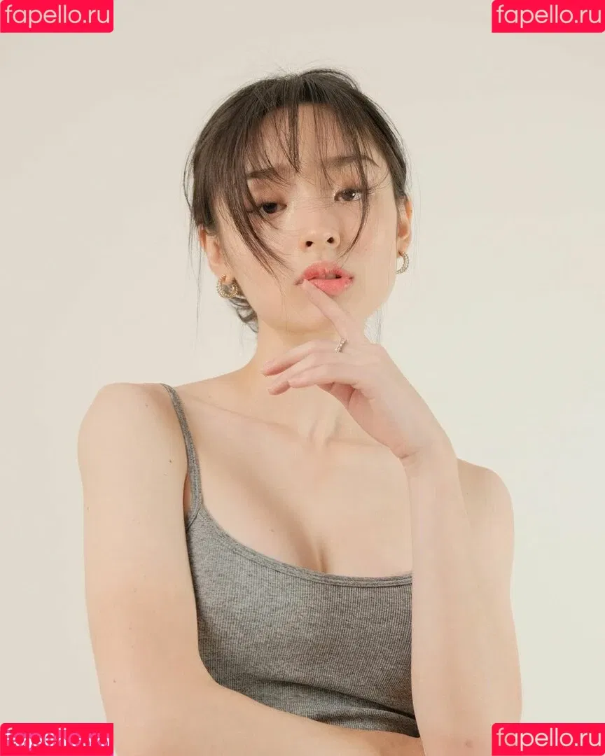 Nayoung Kim Onlyfans Photo Gallery 