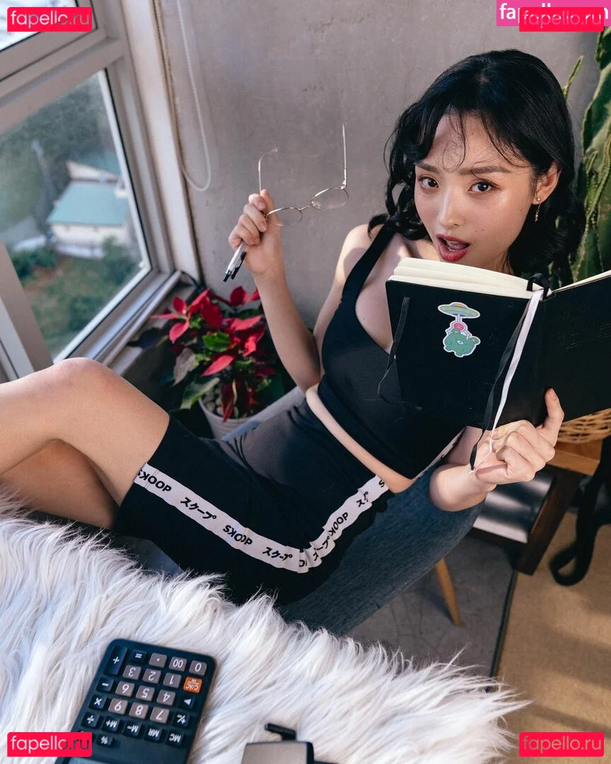 Nayoung Kim Onlyfans Photo Gallery 