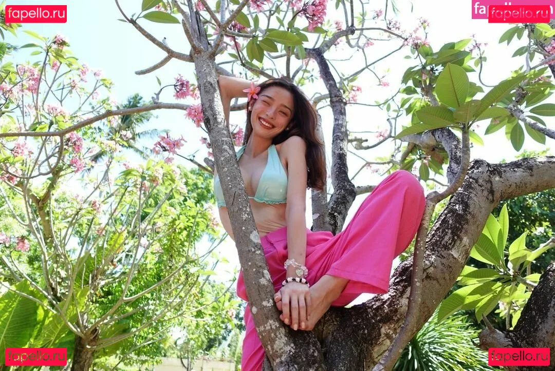 Nayoung Kim Onlyfans Photo Gallery 