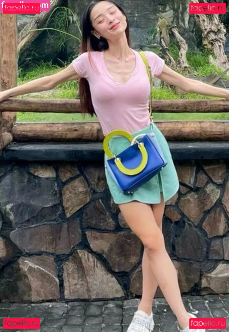 Nayoung Kim Onlyfans Photo Gallery 