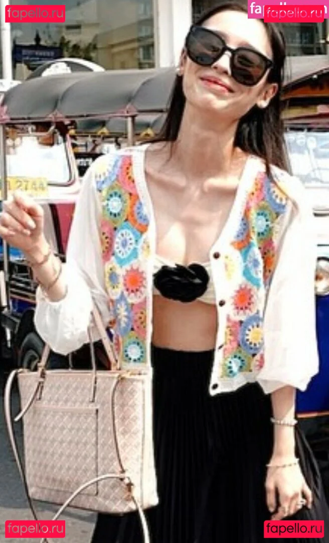 Nayoung Kim Onlyfans Photo Gallery 