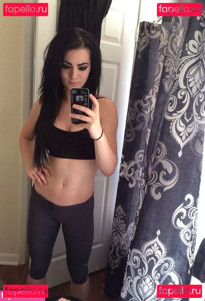 Saraya Onlyfans Photo Gallery 
