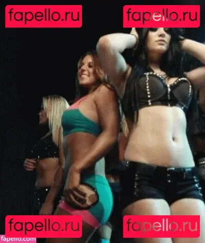 Saraya Onlyfans Photo Gallery 