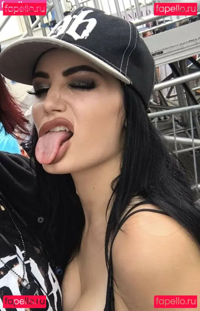 Saraya Onlyfans Photo Gallery 