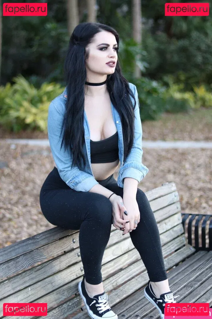 Saraya Onlyfans Photo Gallery 