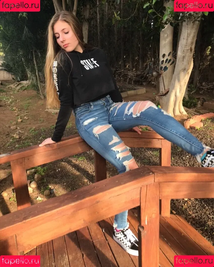Therese Ferral Onlyfans Photo Gallery 