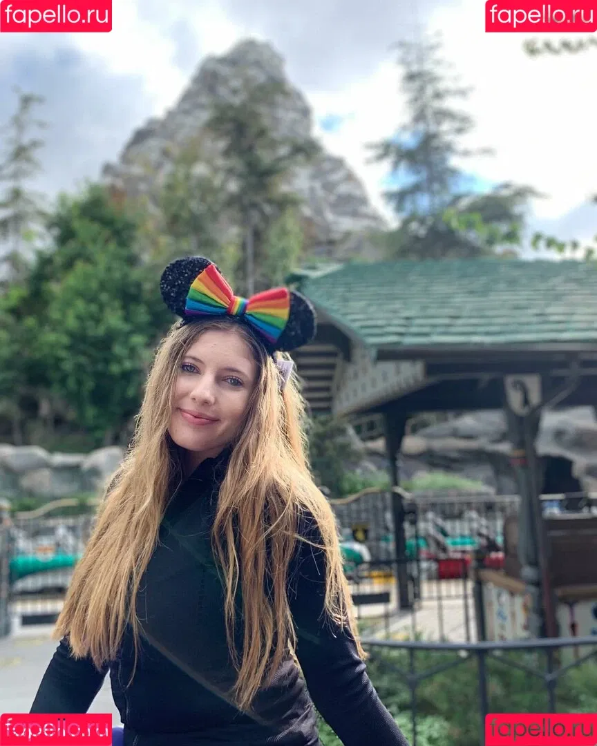 Therese Ferral Onlyfans Photo Gallery 