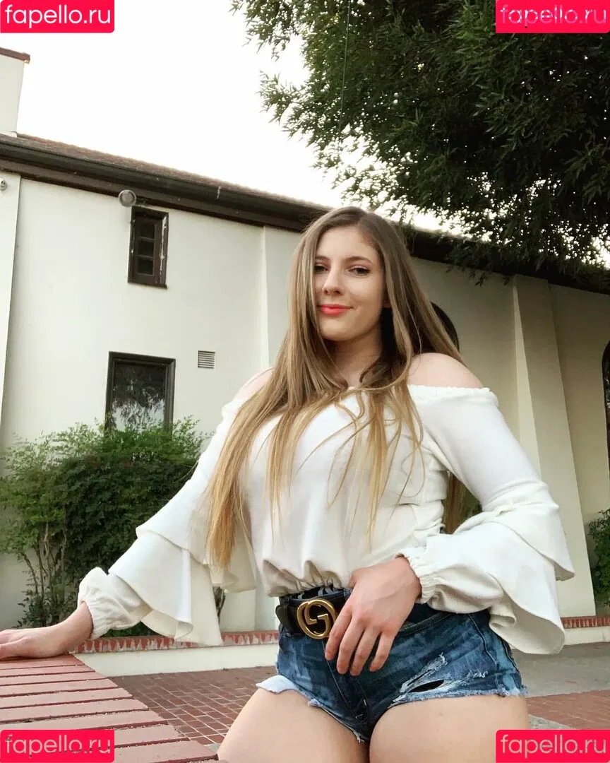 Therese Ferral Onlyfans Photo Gallery 