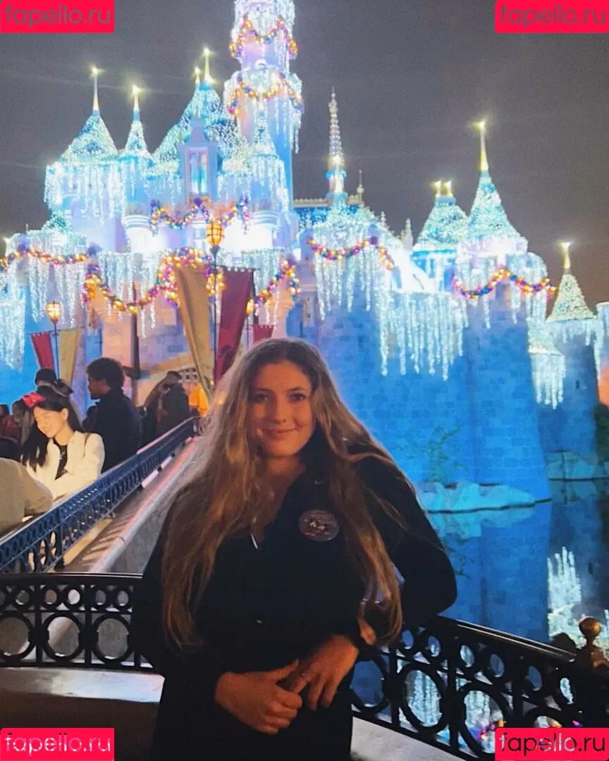 Therese Ferral Onlyfans Photo Gallery 