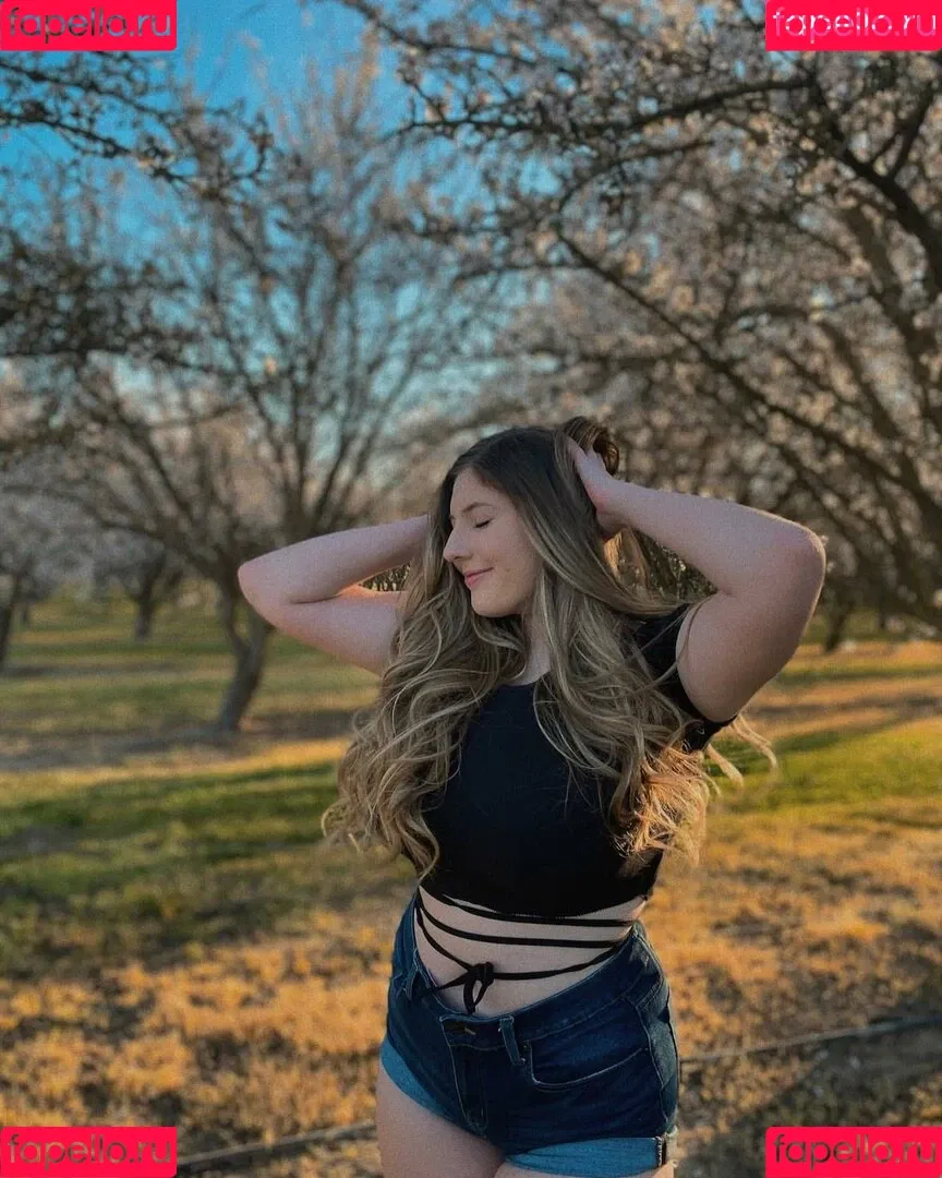 Therese Ferral Onlyfans Photo Gallery 