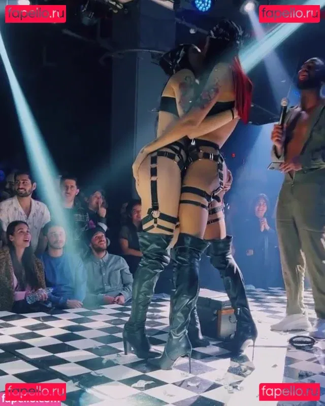 Shira Mosi Onlyfans Photo Gallery 