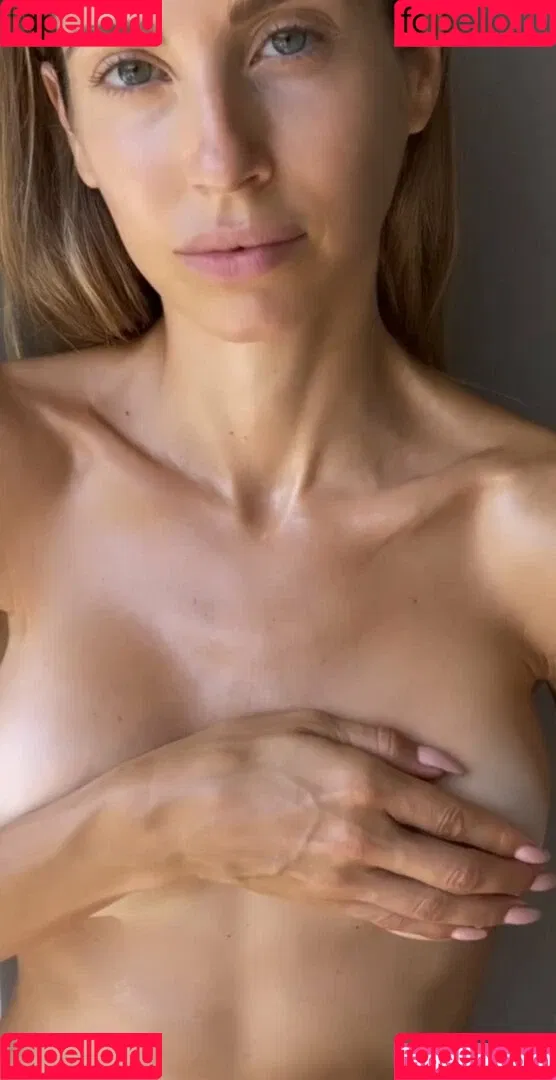 Cathy Hummels Onlyfans Photo Gallery 