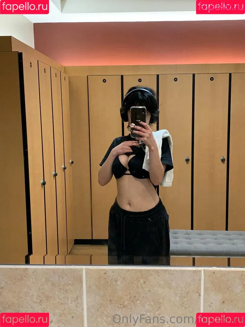 luvixiao Onlyfans Photo Gallery 