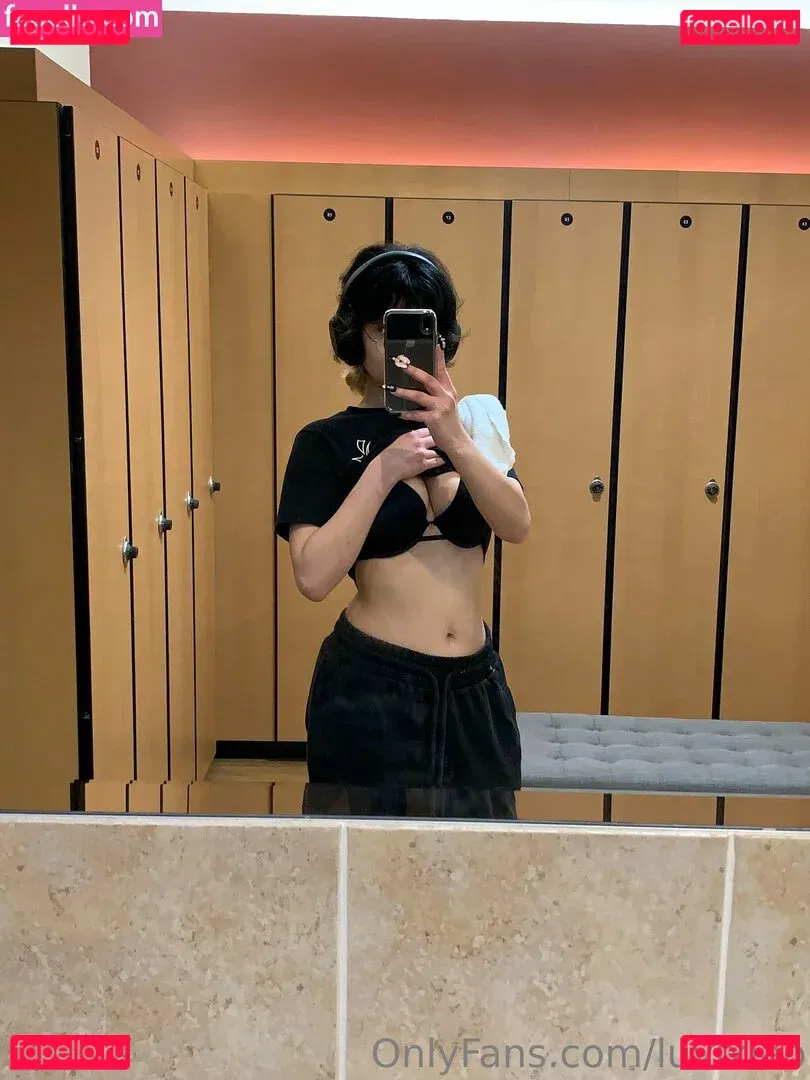 luvixiao Onlyfans Photo Gallery 