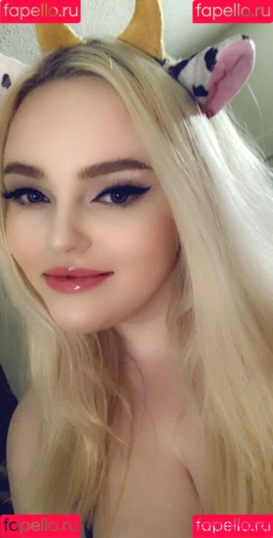 Lexy Kagamine Onlyfans Photo Gallery 