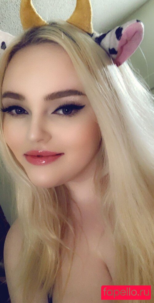 Lexy Kagamine Nude Onlyfans Photo 45