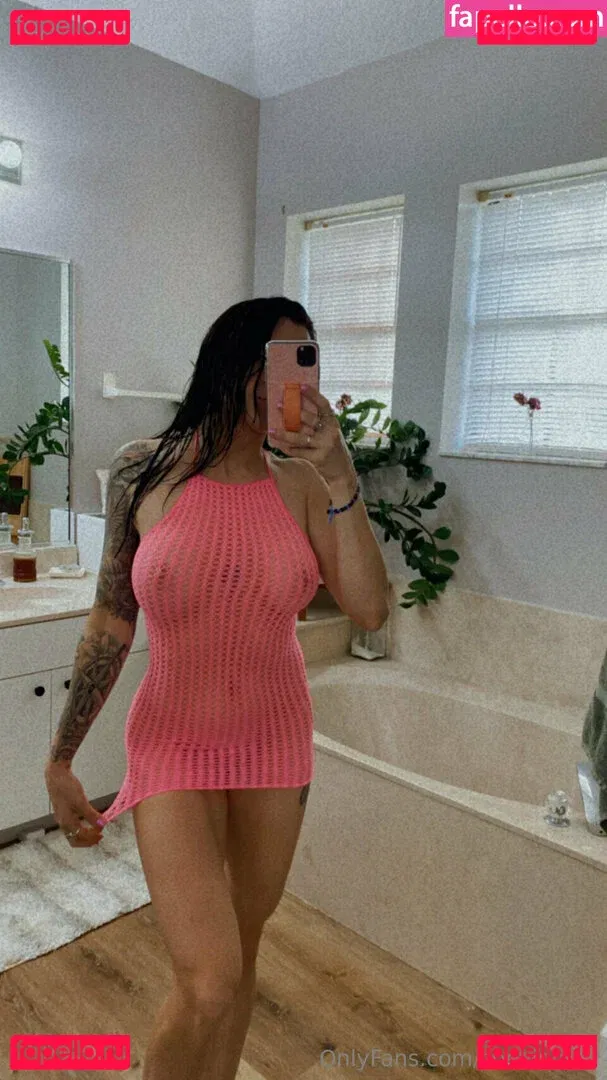 Zoe Rodriguez Onlyfans Photo Gallery 