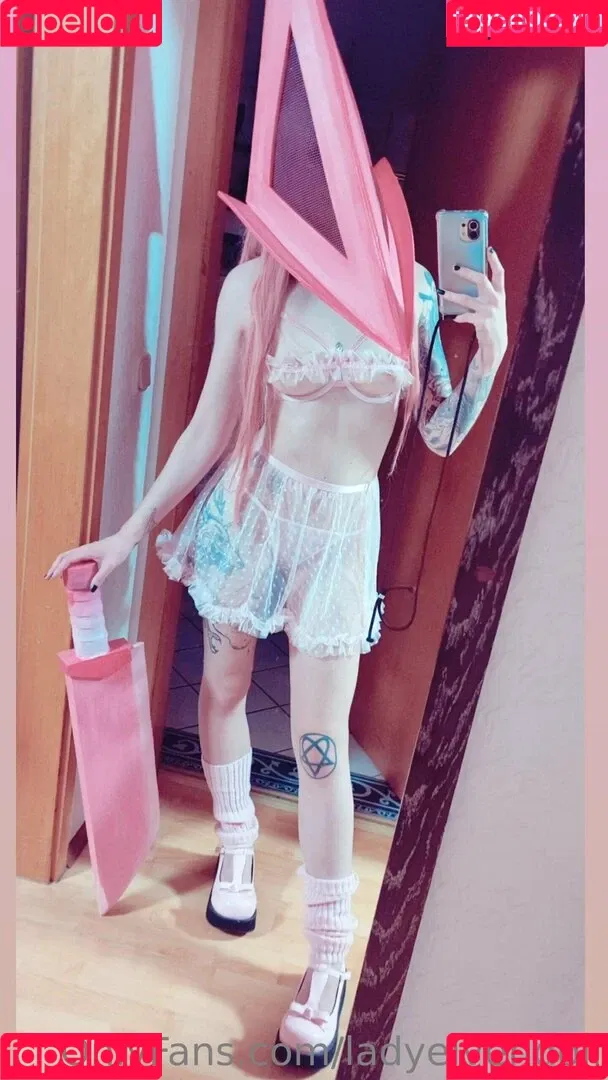 ladyelvendoll Onlyfans Photo Gallery 