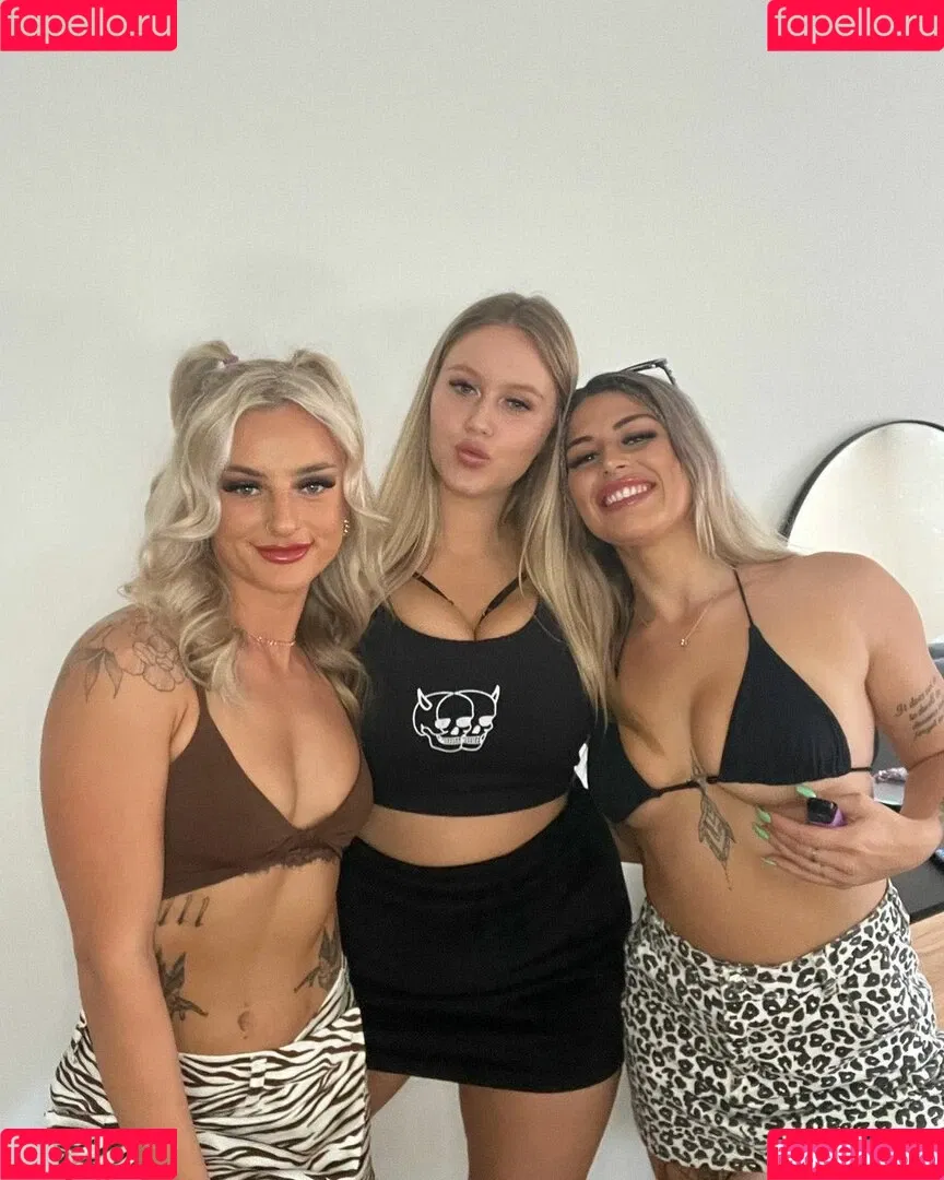 scorpio.milk Onlyfans Photo Gallery 