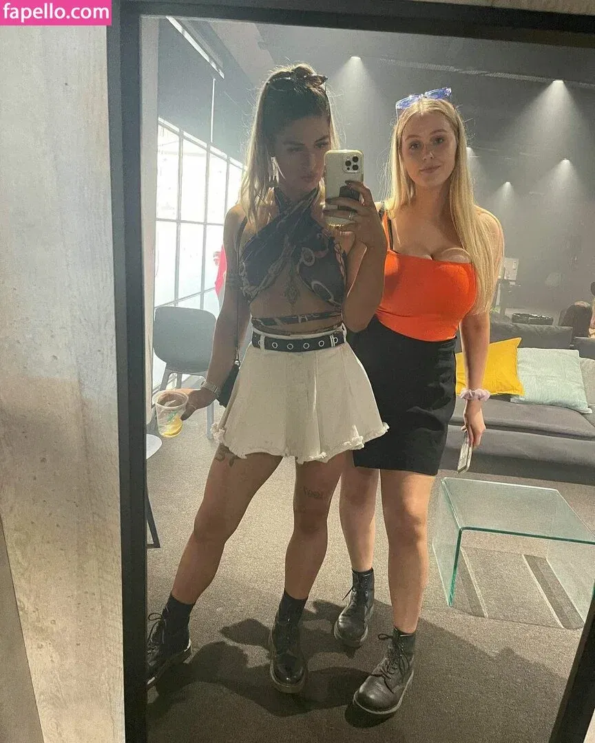 scorpio.milk Onlyfans Photo Gallery 