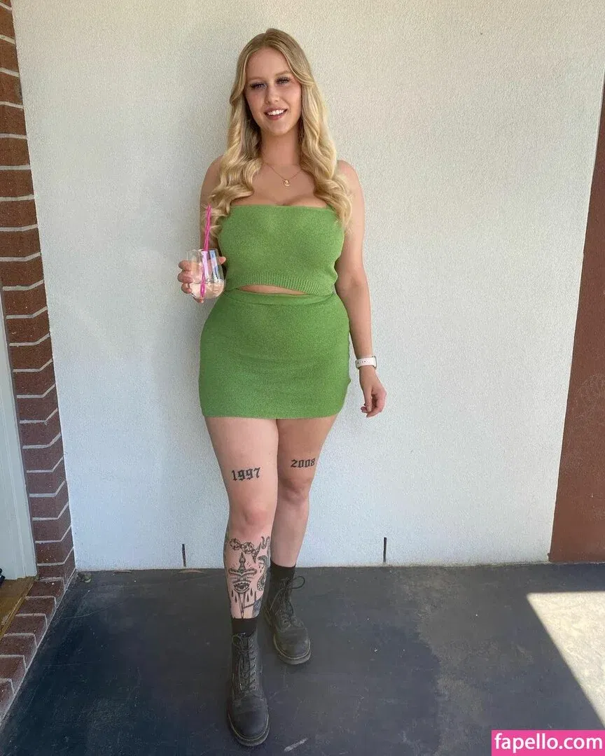 scorpio.milk Onlyfans Photo Gallery 