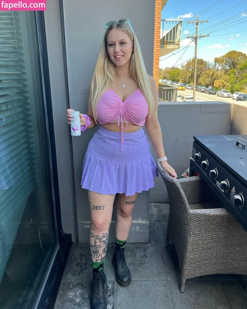 scorpio.milk Onlyfans Photo Gallery 