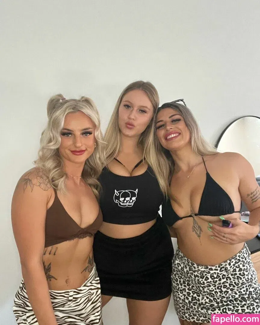 scorpio.milk Onlyfans Photo Gallery 