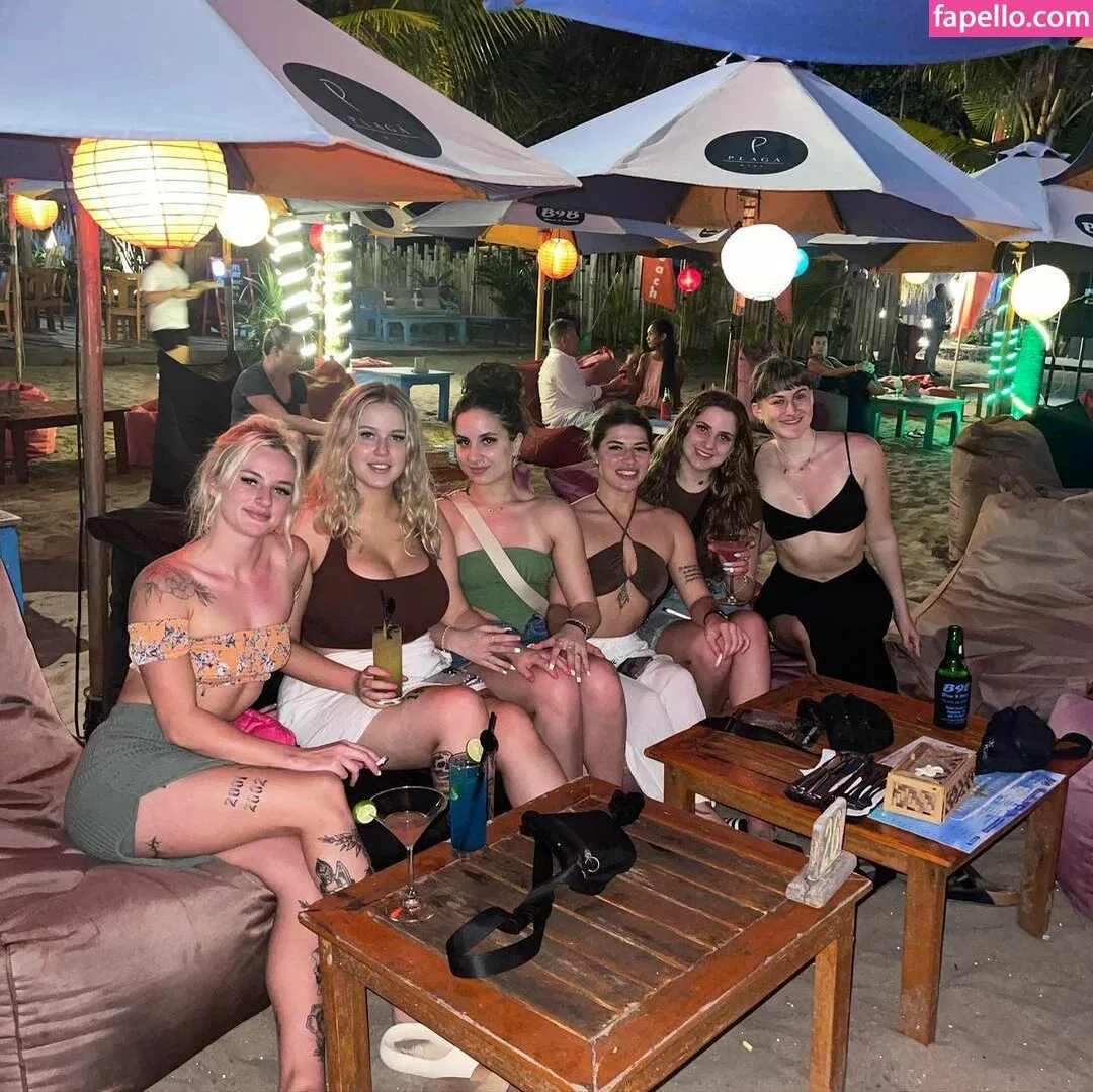 scorpio.milk Onlyfans Photo Gallery 