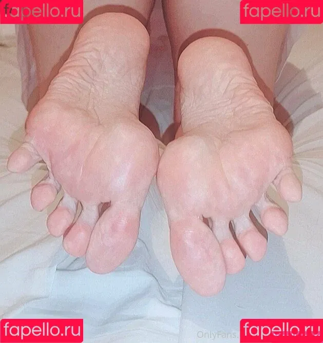 Feetvampire Onlyfans Photo Gallery 