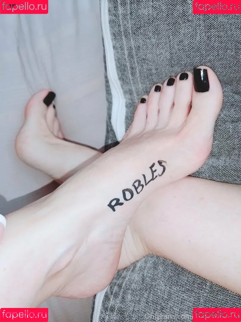 Feetvampire Onlyfans Photo Gallery 