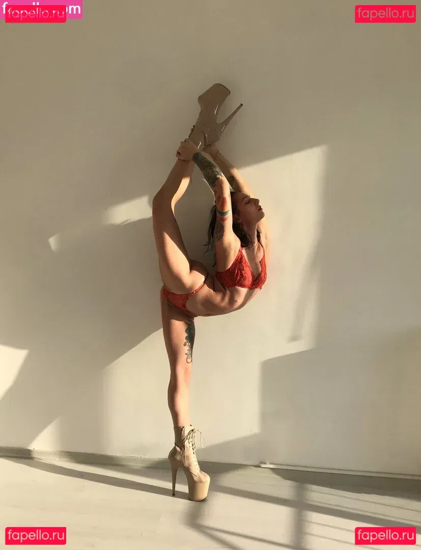 Zeynep Renda Onlyfans Photo Gallery 