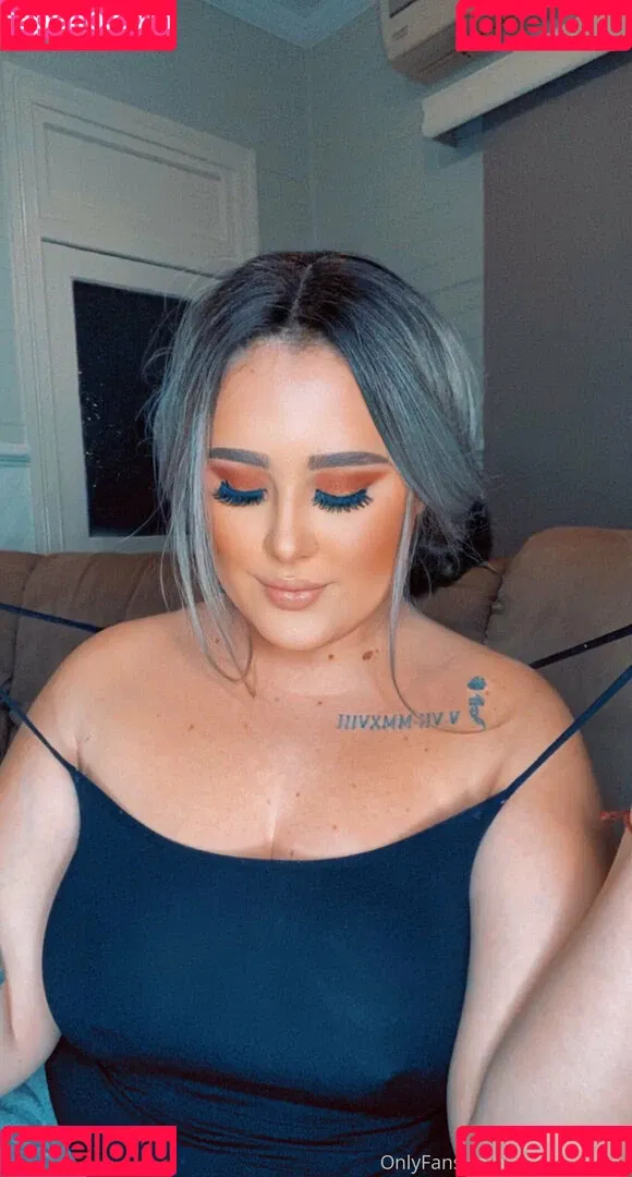 mollygrey_previews Onlyfans Photo Gallery 