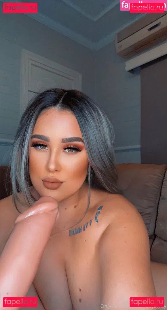 mollygrey_previews Onlyfans Photo Gallery 